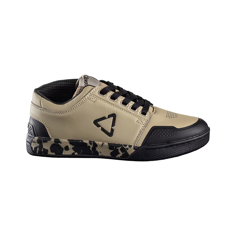 Flat mtb shoes sales uk
