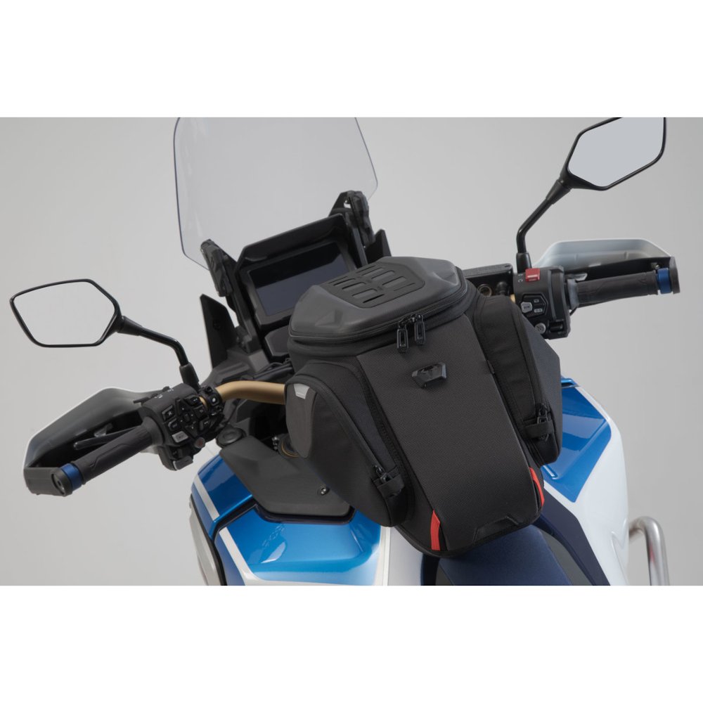 Sacoche réservoir Givi Sacoche Reservoir ST612 Sport-T Tanklock en Stock