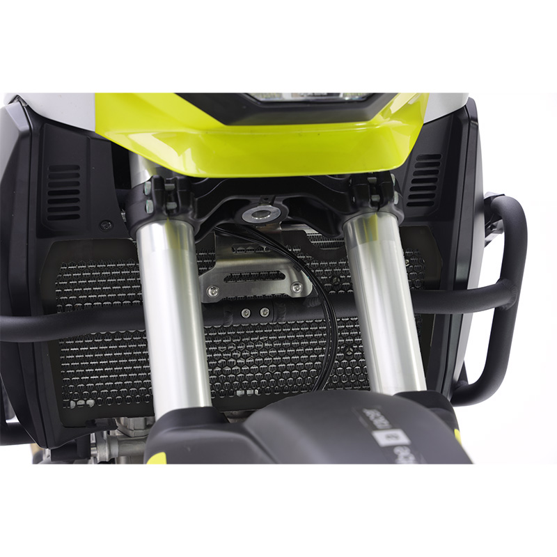 Protezione Radiatore Isotta Tuareg 660 nero