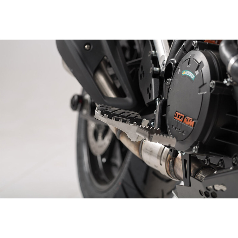 Pedane SW-Motech ION KTM 1090 ADV argento