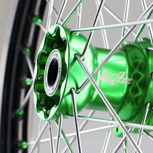 KITE Ruota completa ELITE ant 1.60x21 ROSSO/VERDE-KAWASAKI KXF250-450 06/16 KX06/08