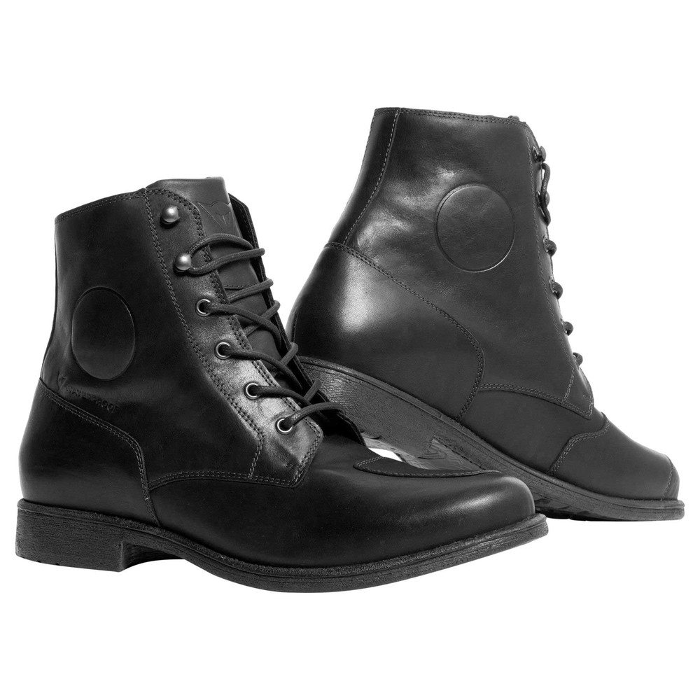 dainese casual shoes