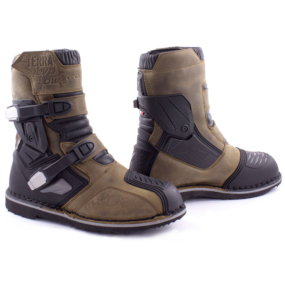 forma terra evo low motorcycle boots