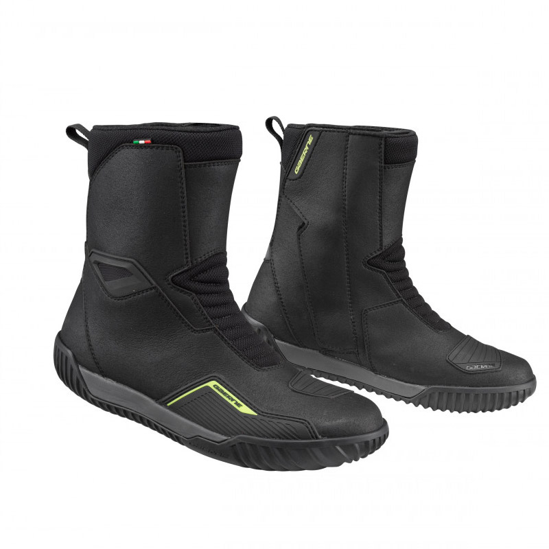 Stivali Gaerne G Escape GoreTex nero