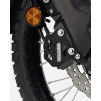 イソッタ テネレ 700 ブラック ブレーキキャリパーカバー