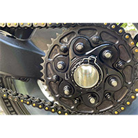 Brida de acoplamiento flexible Cnc Racing Ducati negro